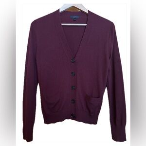 J.Crew 100% Merino Patch Pocket Cardigan 
Burgundy
Small 
Perfect condition